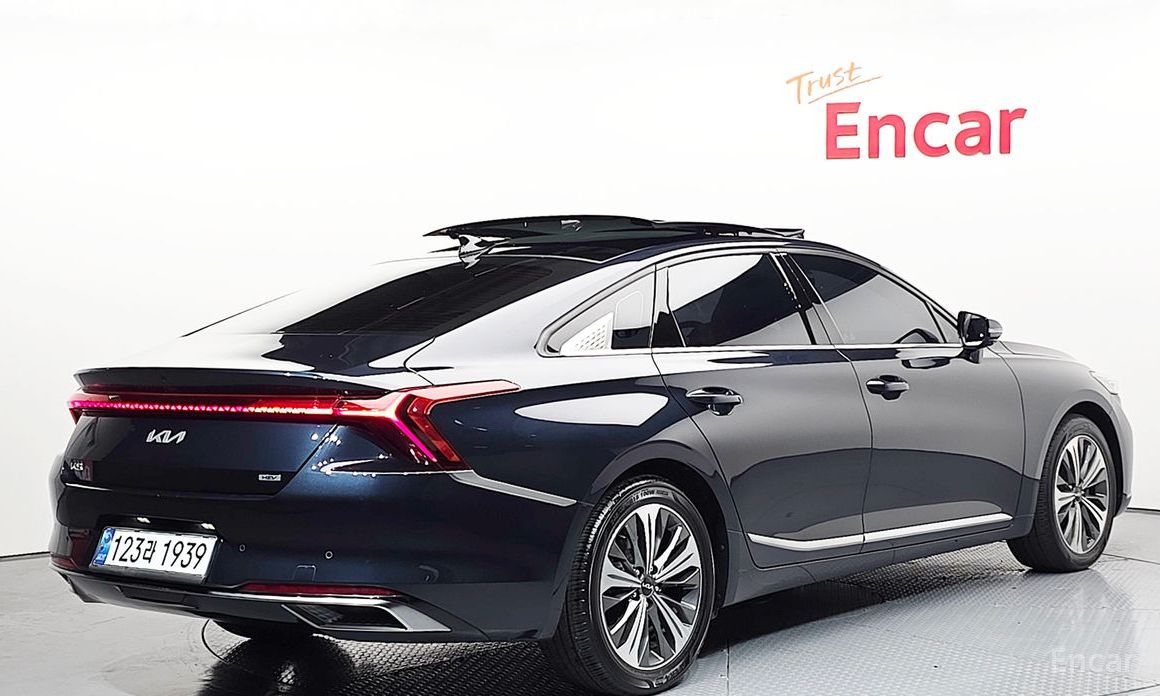  Kia K8
