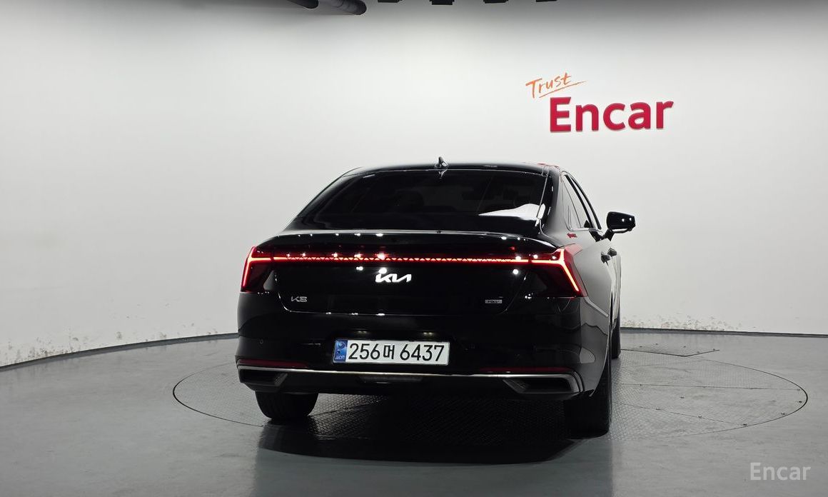  Kia K8