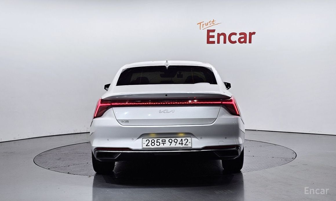  Kia K8