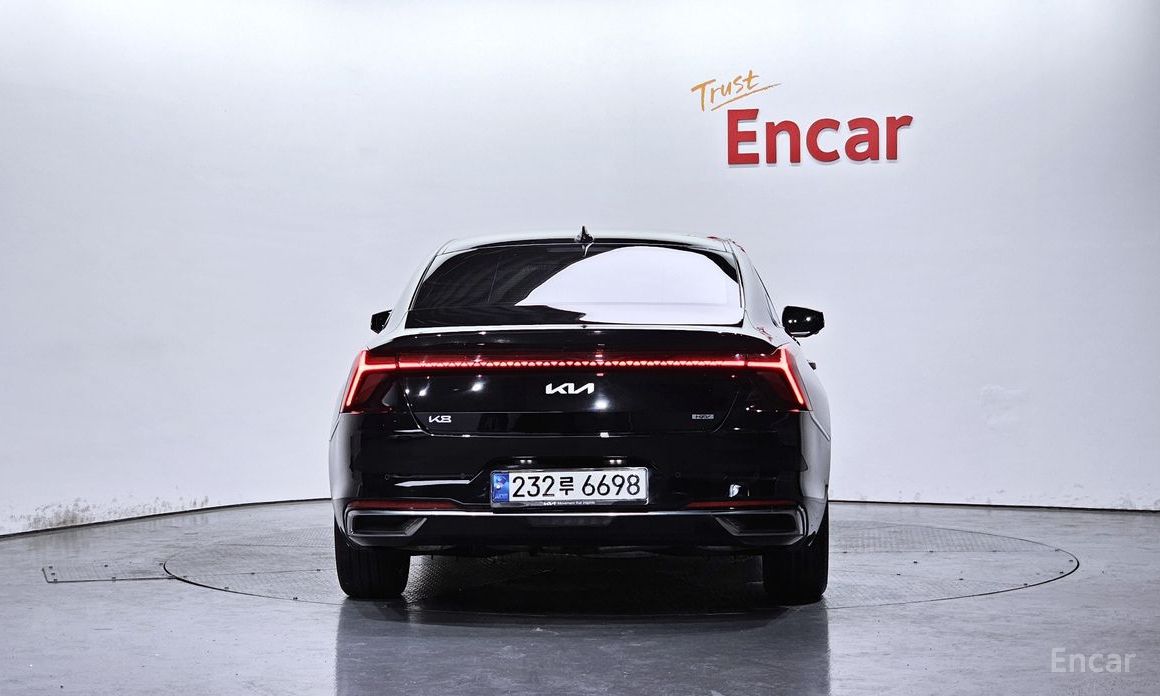  Kia K8