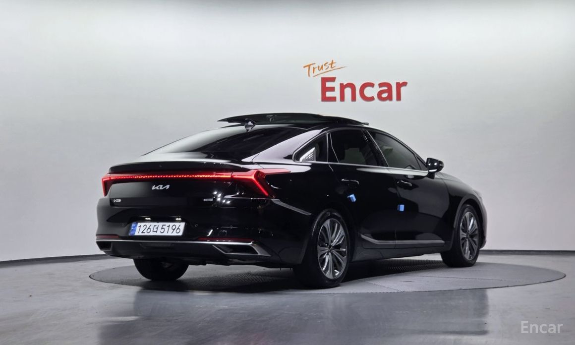  Kia K8