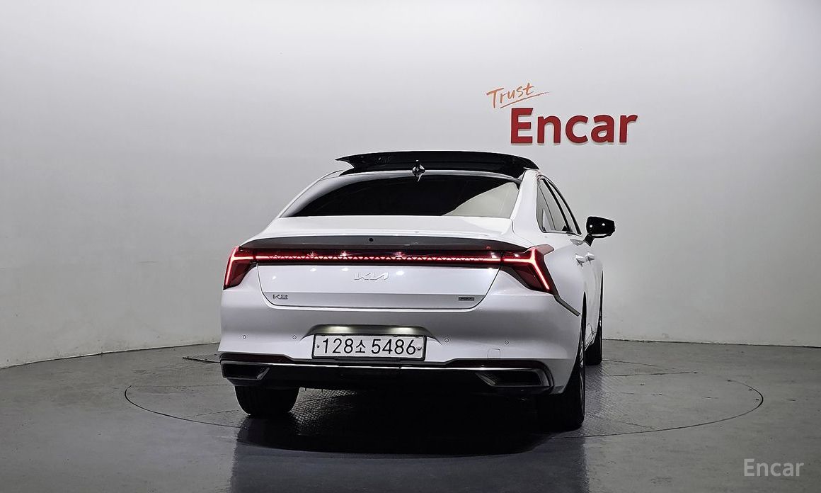  Kia K8