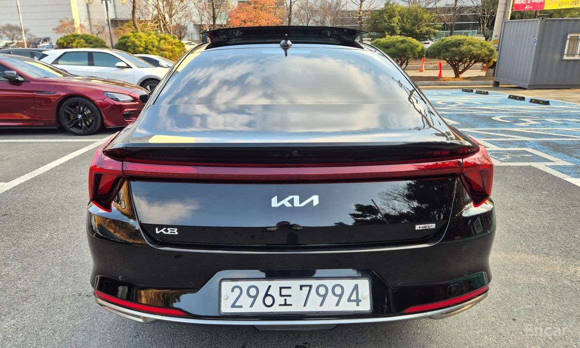  Kia K8