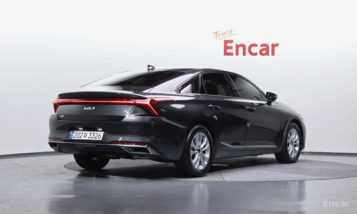  Kia K8
