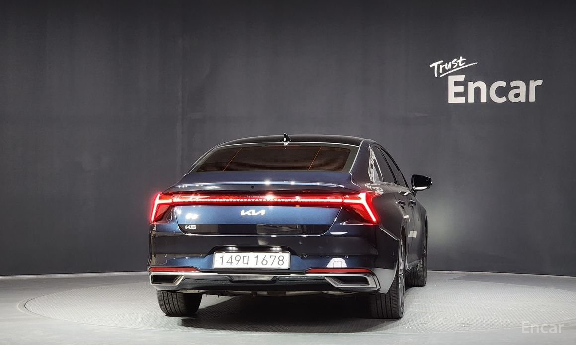  Kia K8