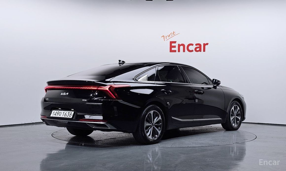  Kia K8