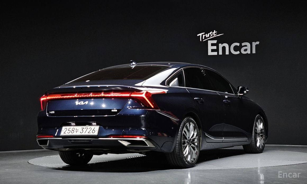  Kia K8
