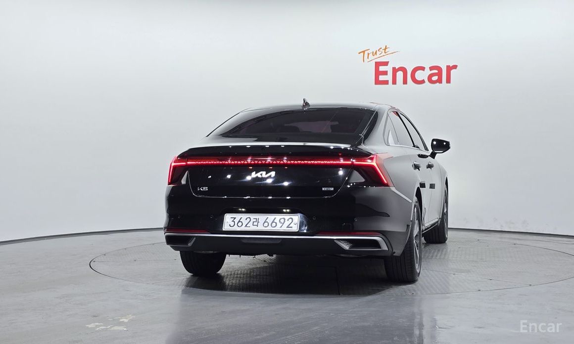  Kia K8