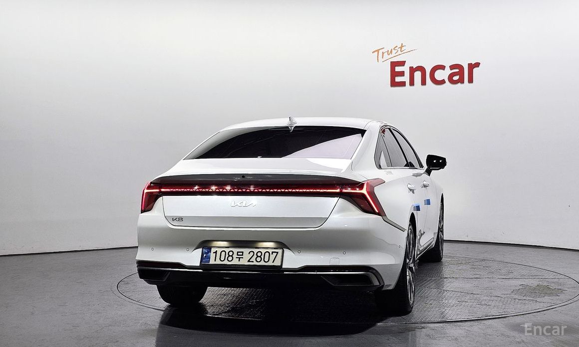  Kia K8