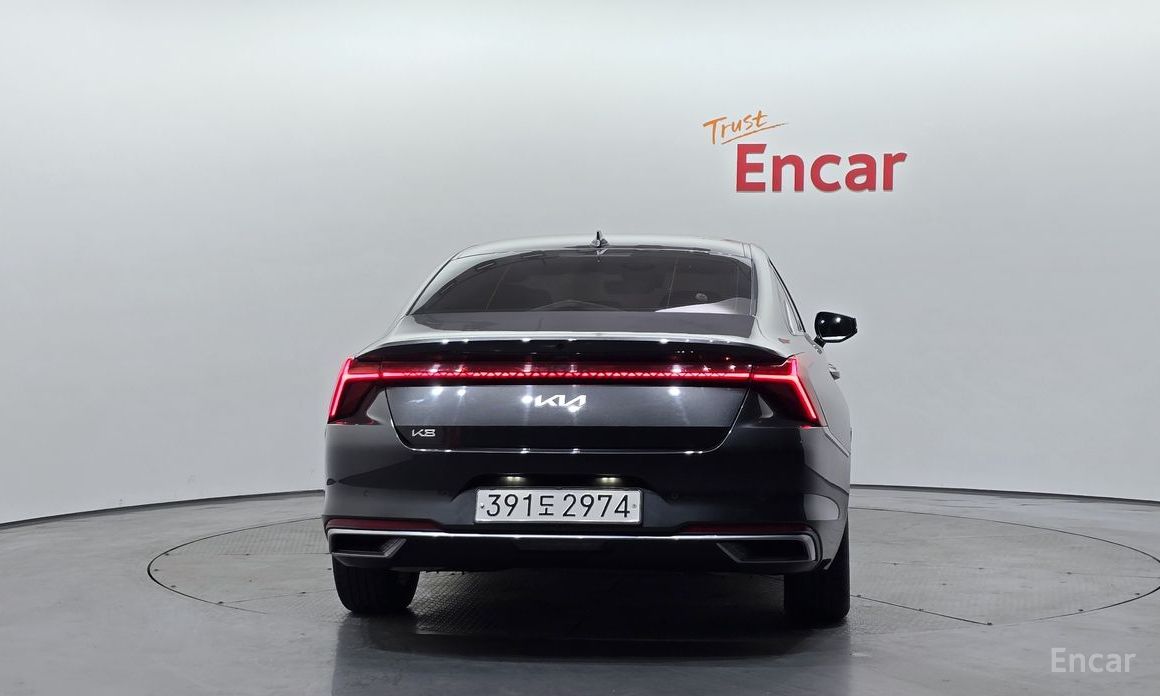  Kia K8