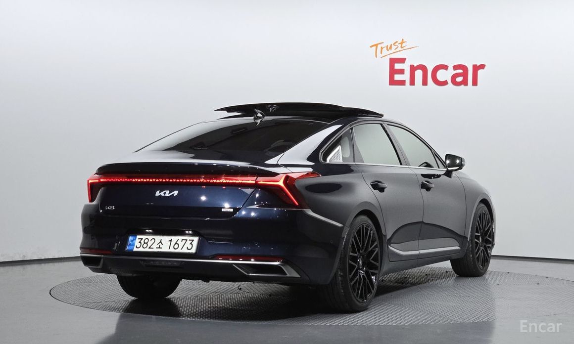  Kia K8