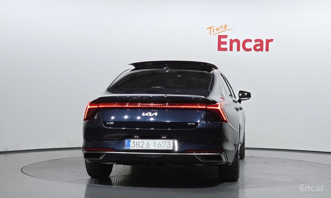  Kia K8