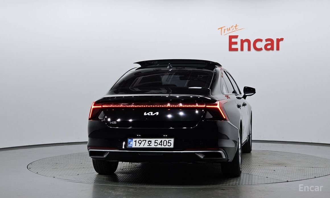 Kia K8