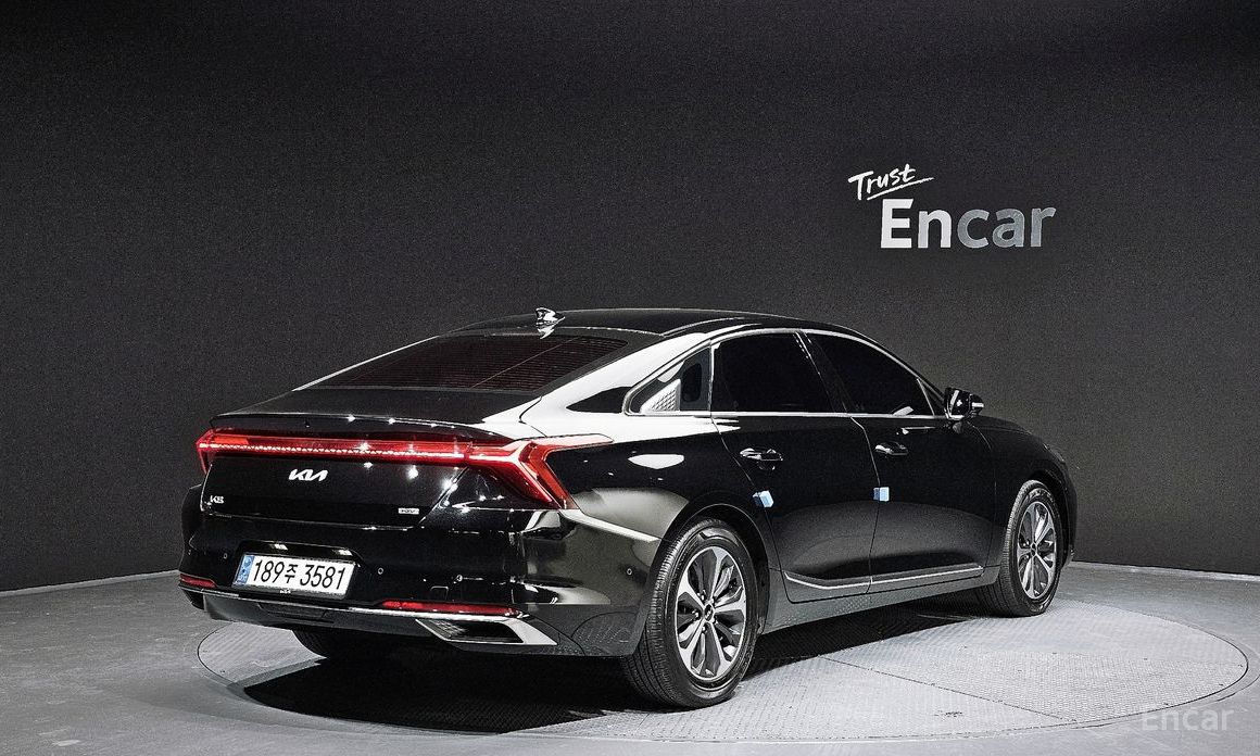  Kia K8