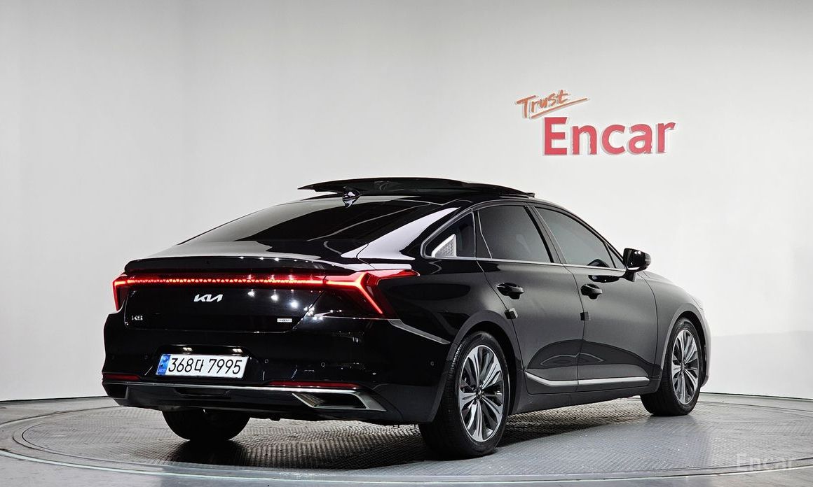  Kia K8