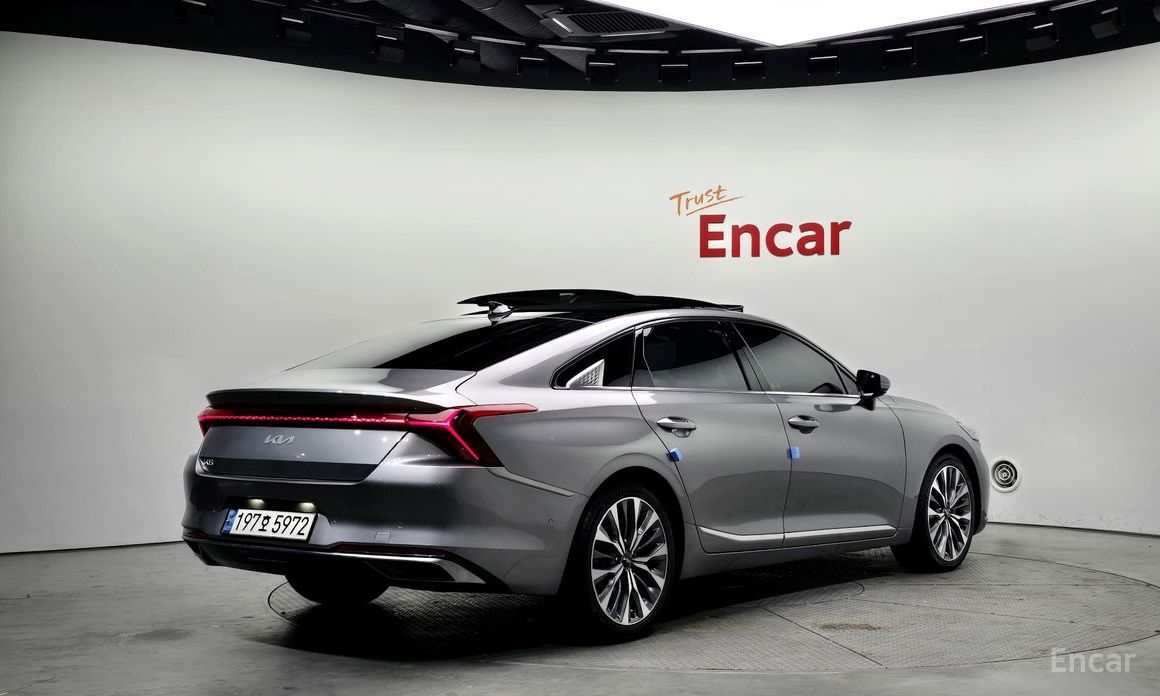  Kia K8