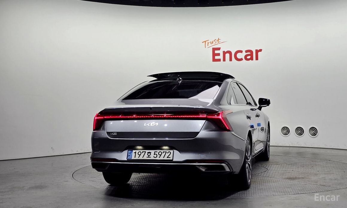  Kia K8