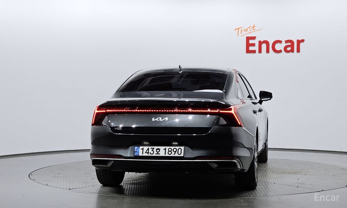  Kia K8