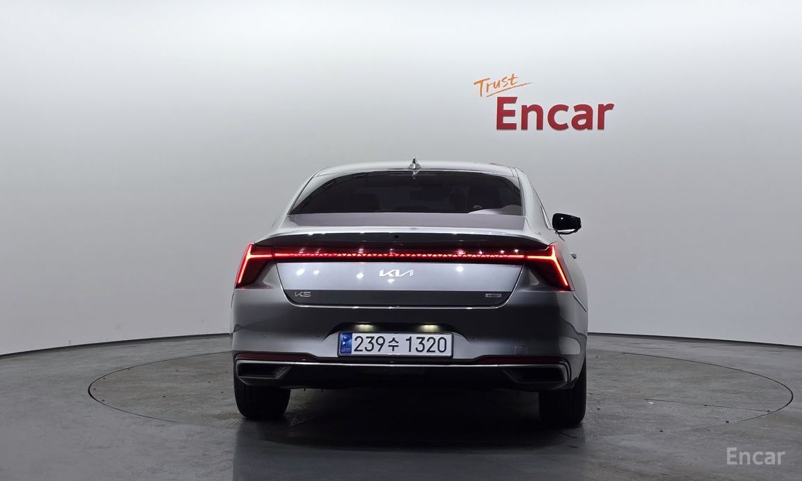  Kia K8