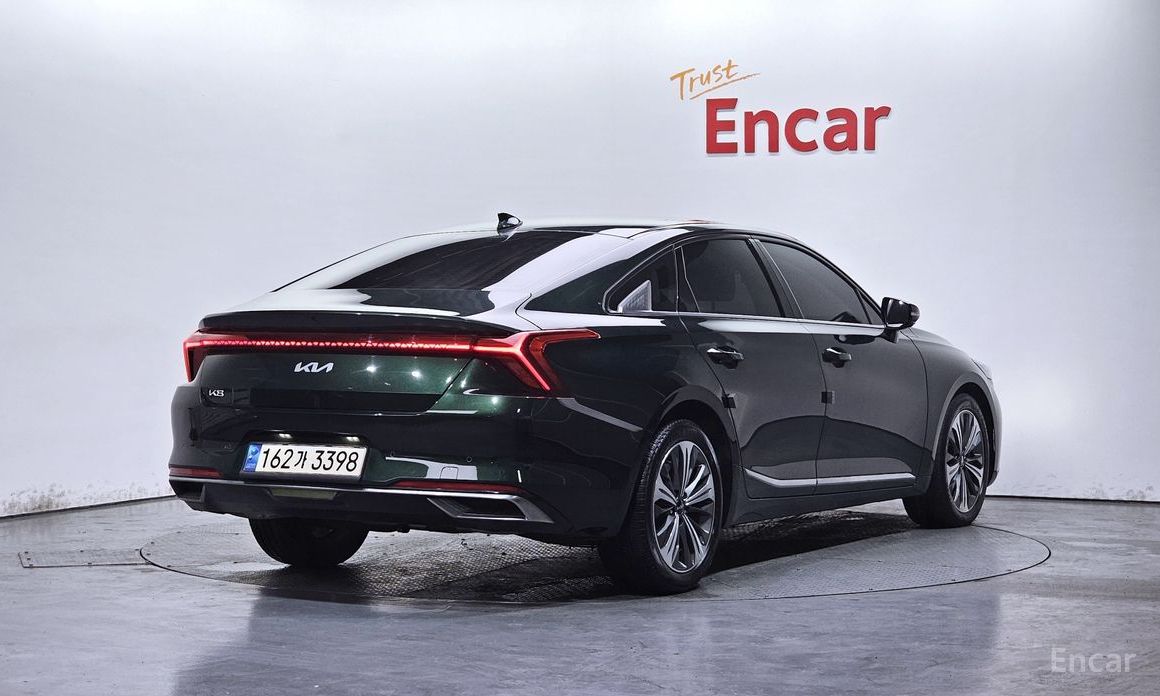  Kia K8