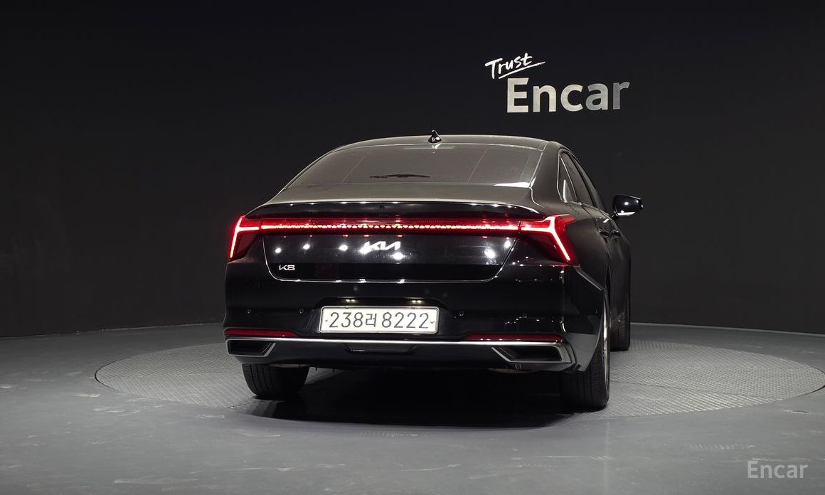  Kia K8