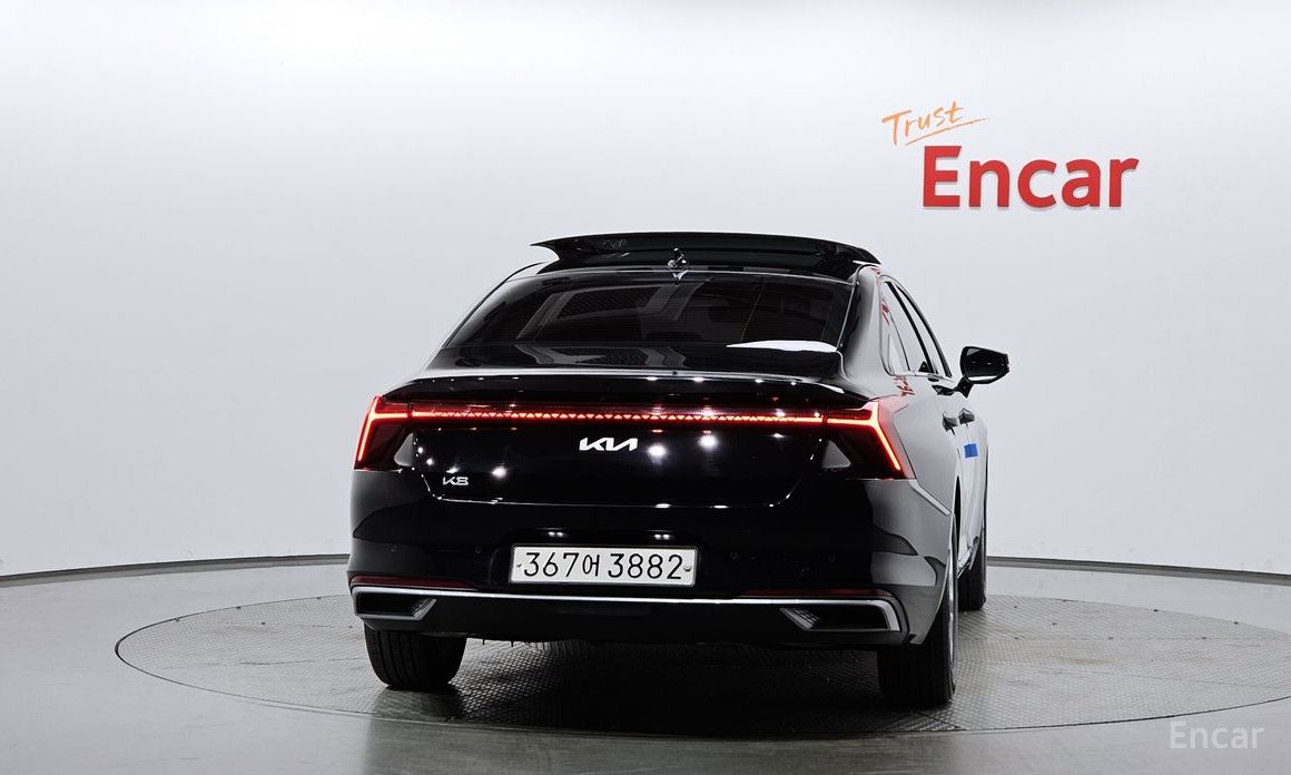  Kia K8