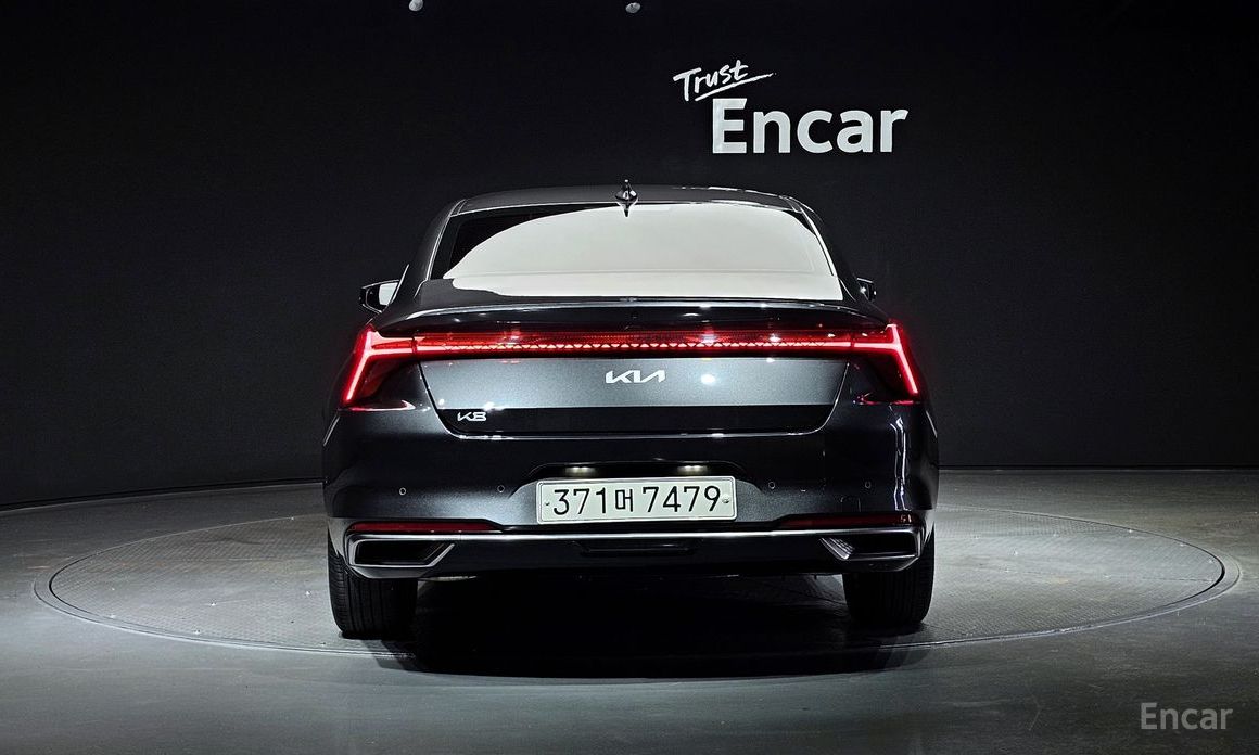  Kia K8