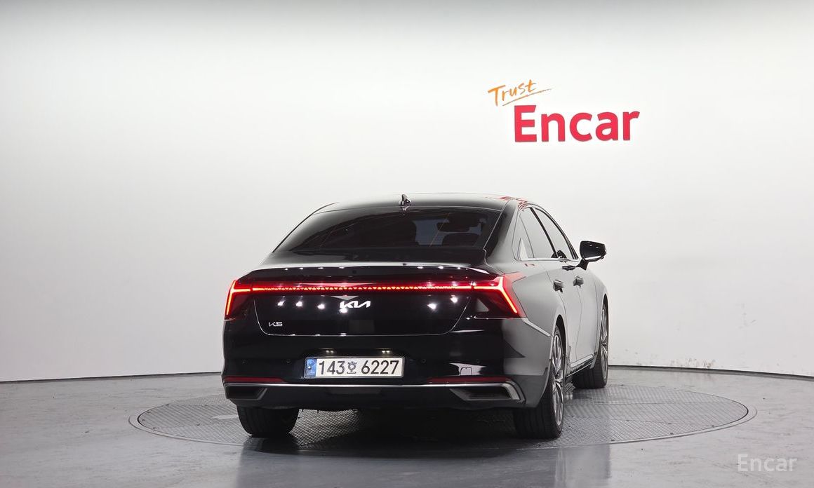  Kia K8