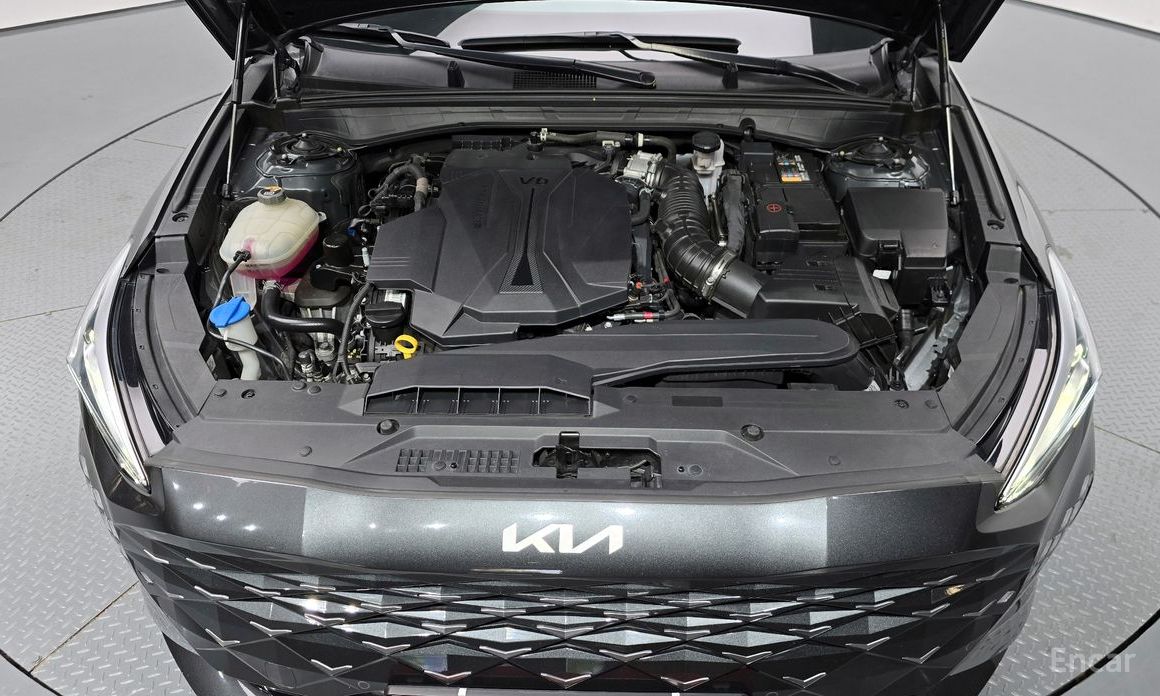  Kia K8