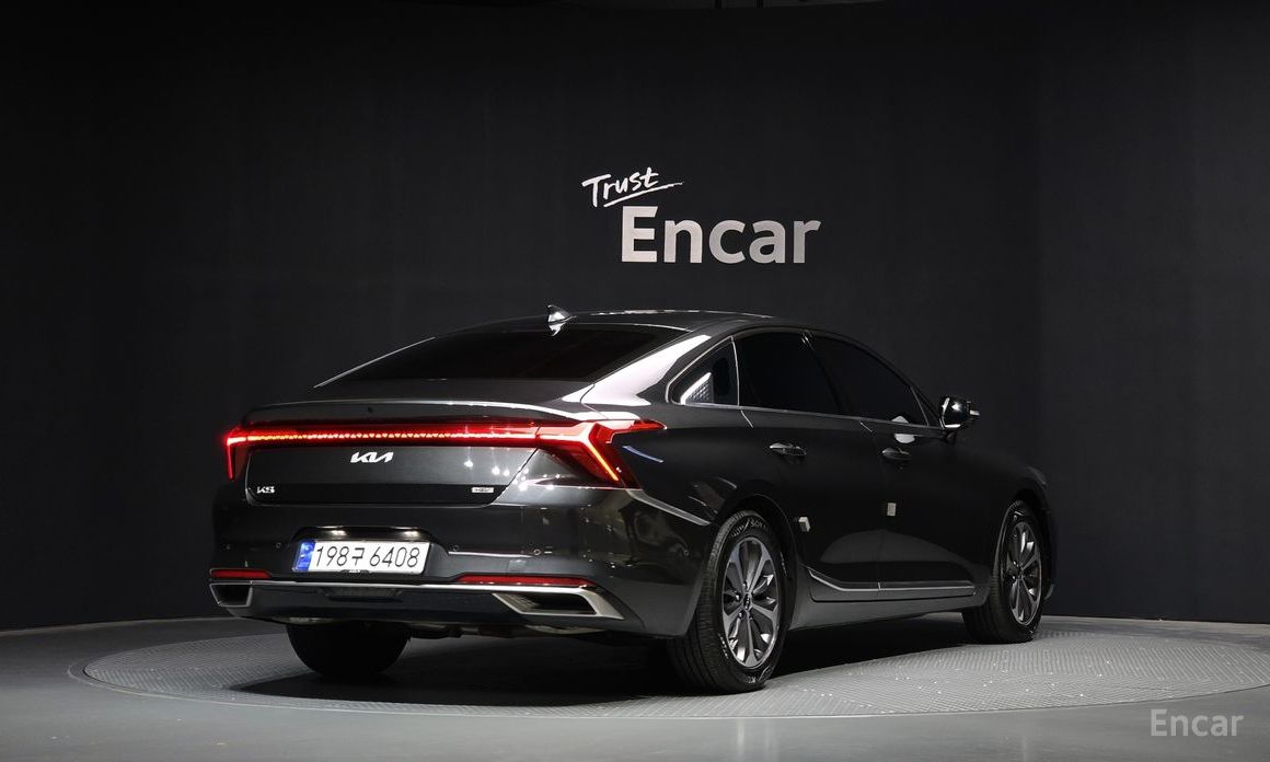  Kia K8