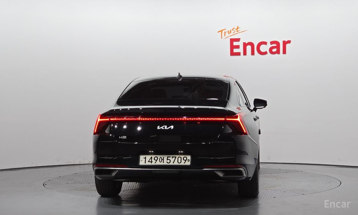  Kia K8