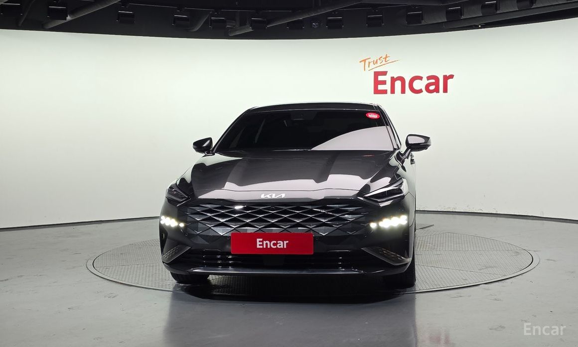  Kia K8