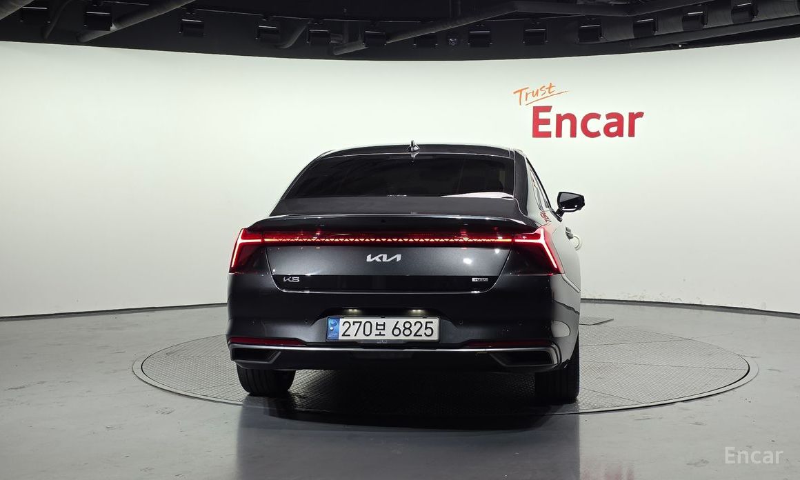  Kia K8