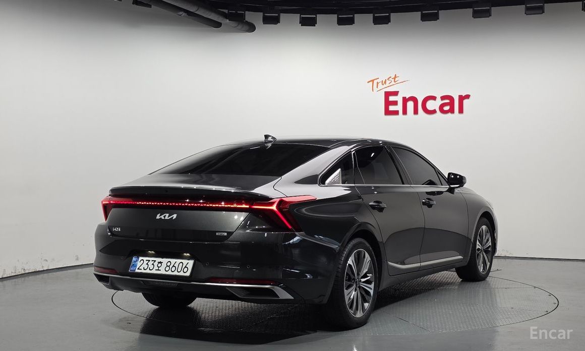  Kia K8