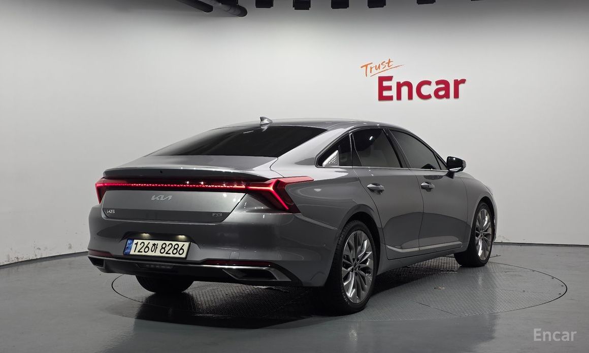  Kia K8