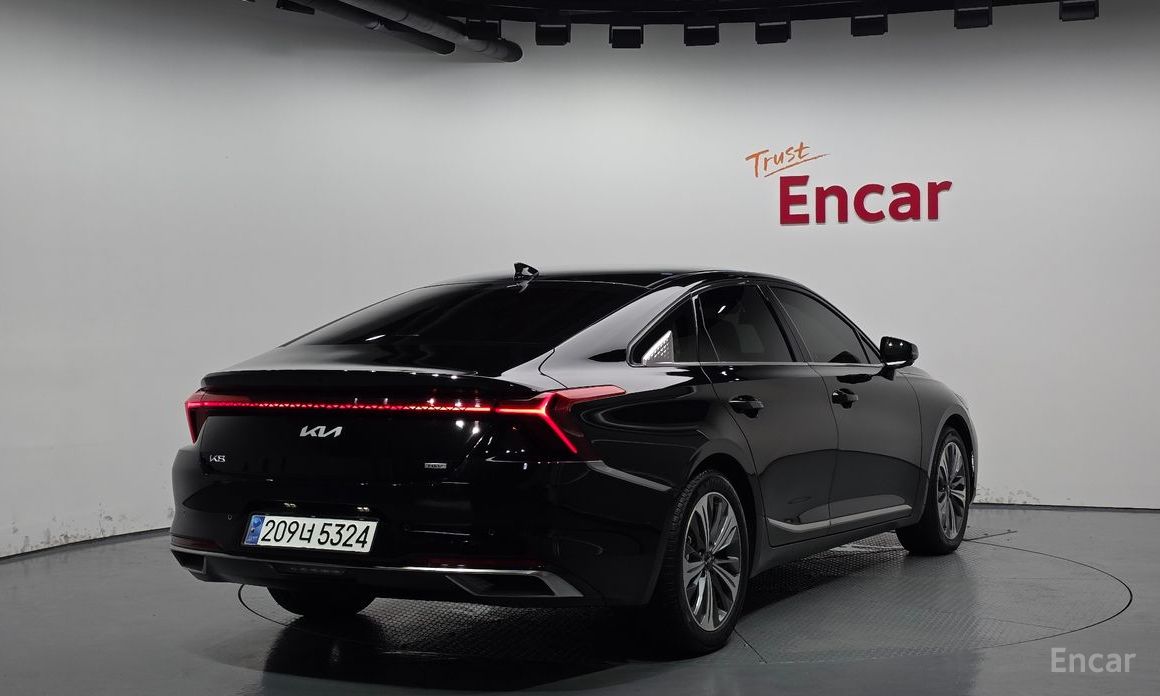  Kia K8