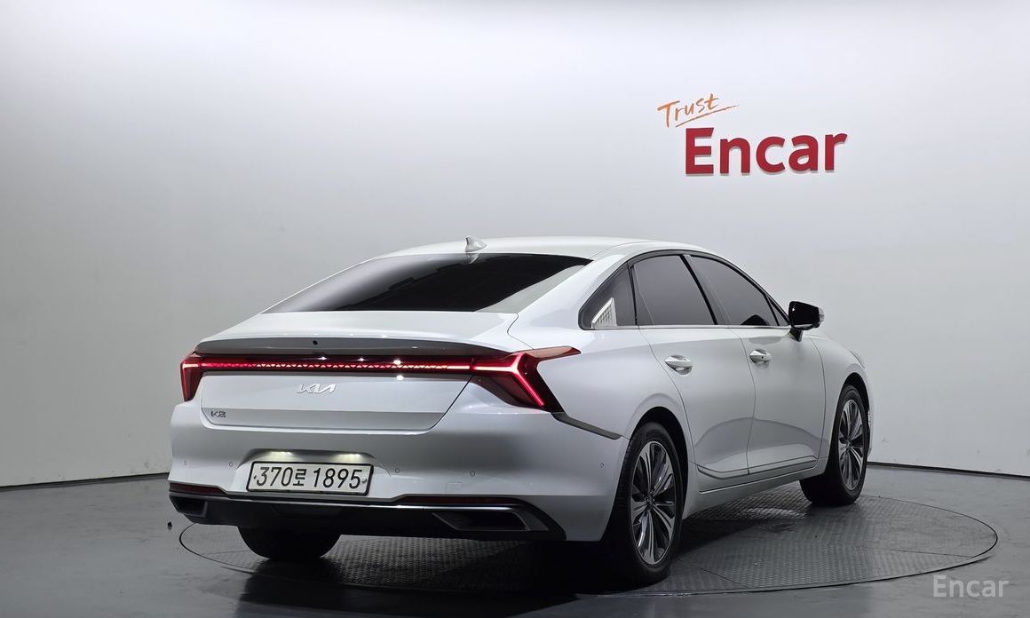  Kia K8