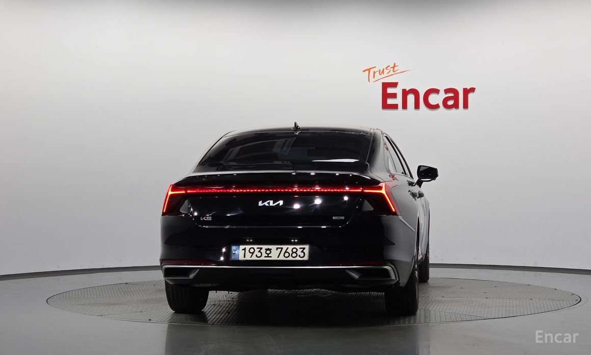  Kia K8