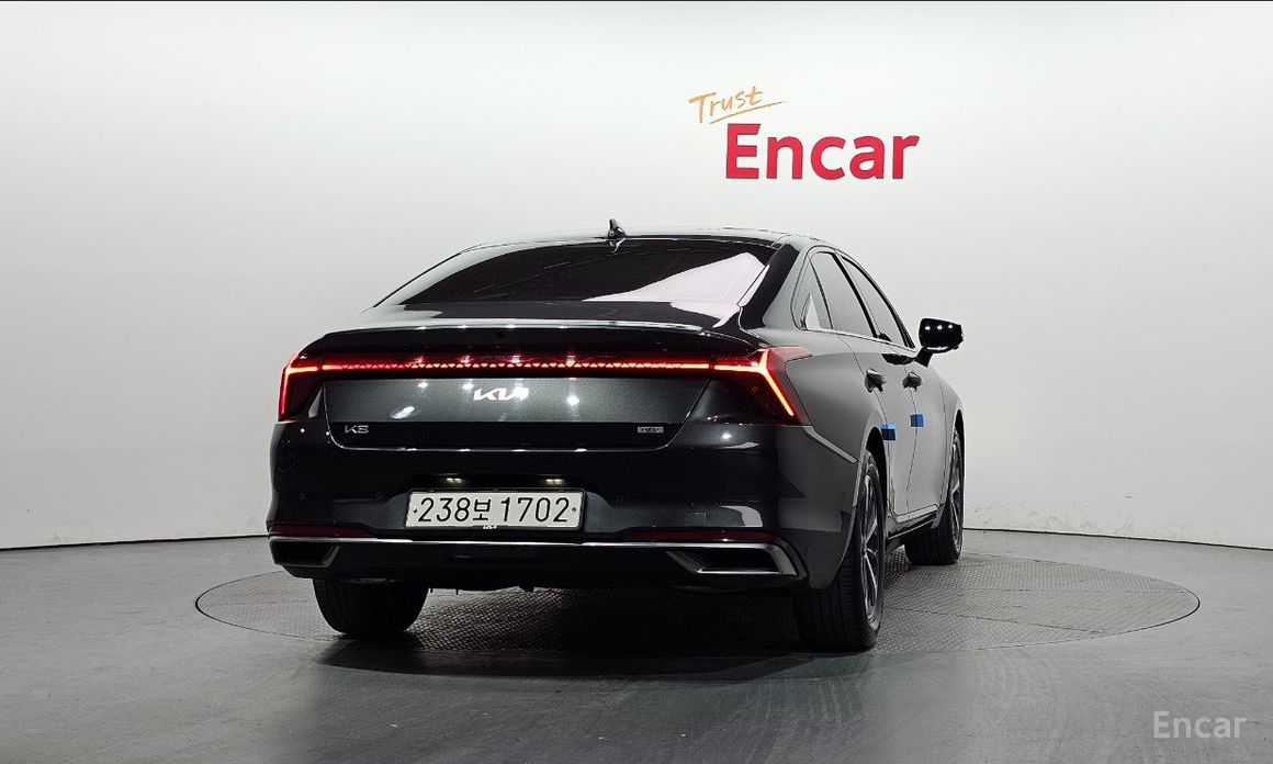  Kia K8