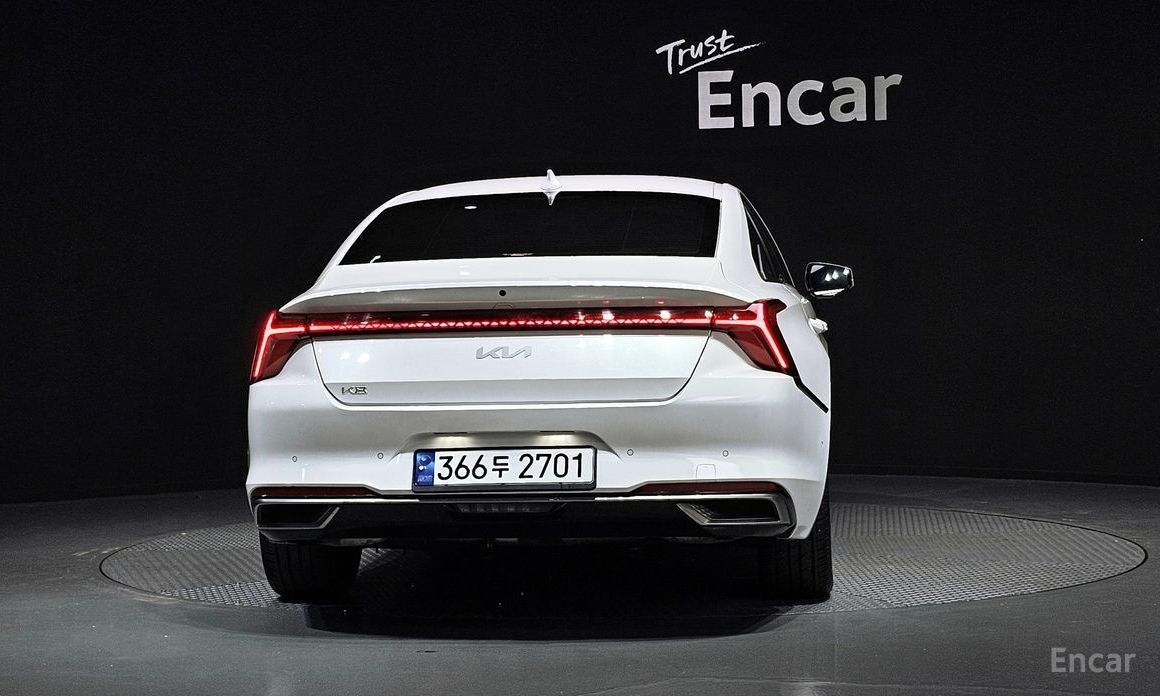  Kia K8