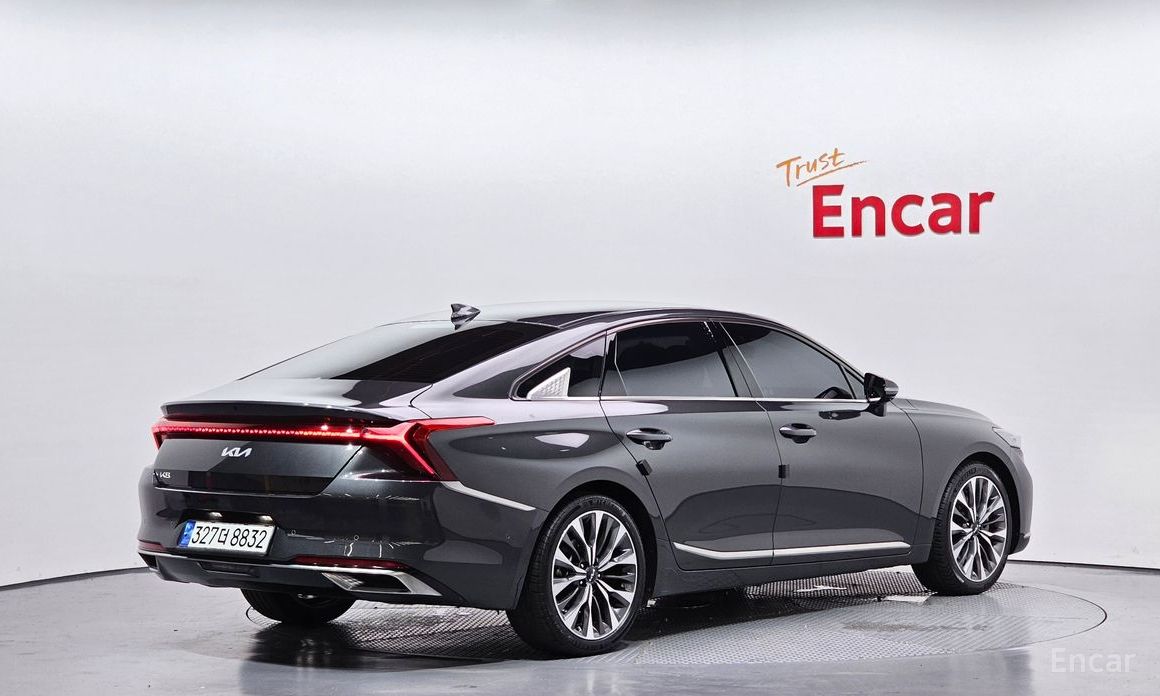  Kia K8
