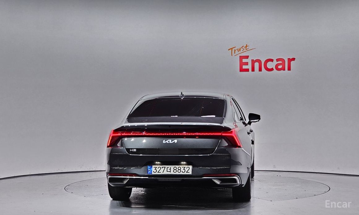  Kia K8