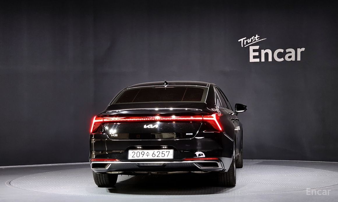  Kia K8