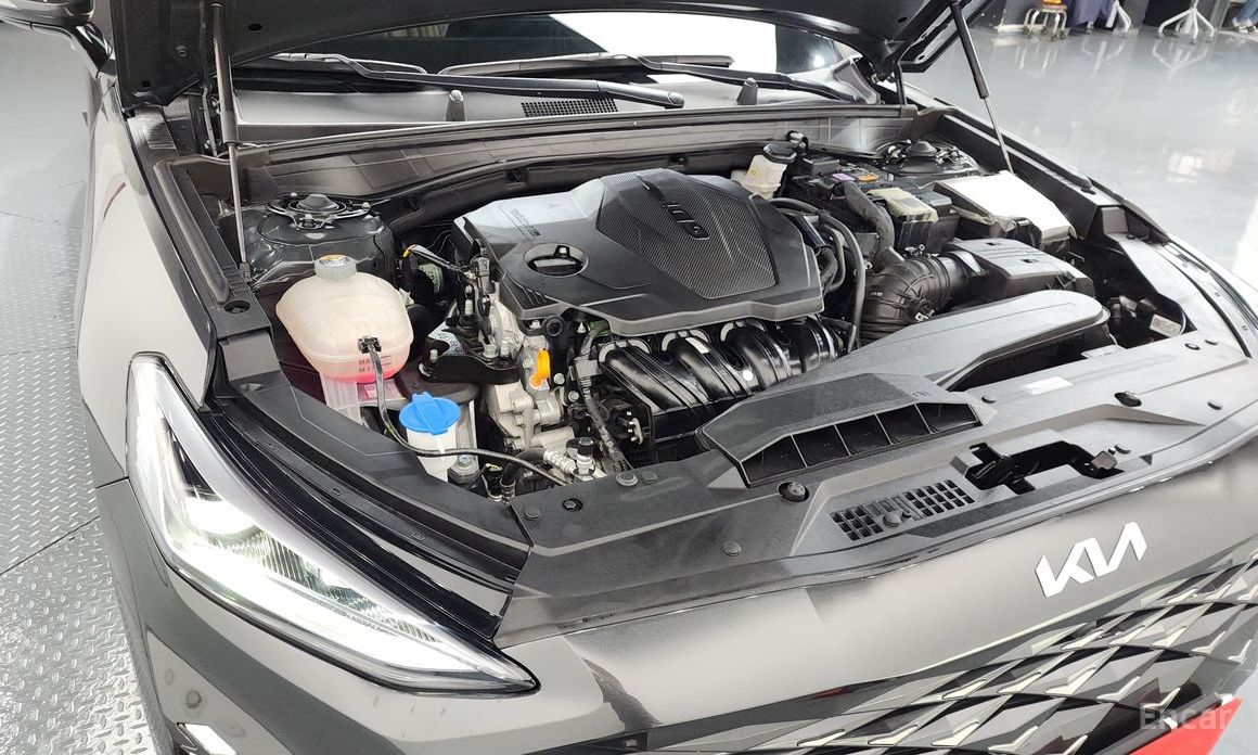  Kia K8
