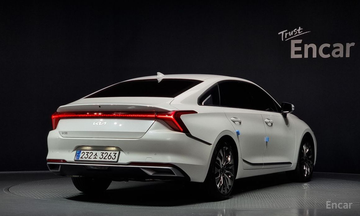  Kia K8