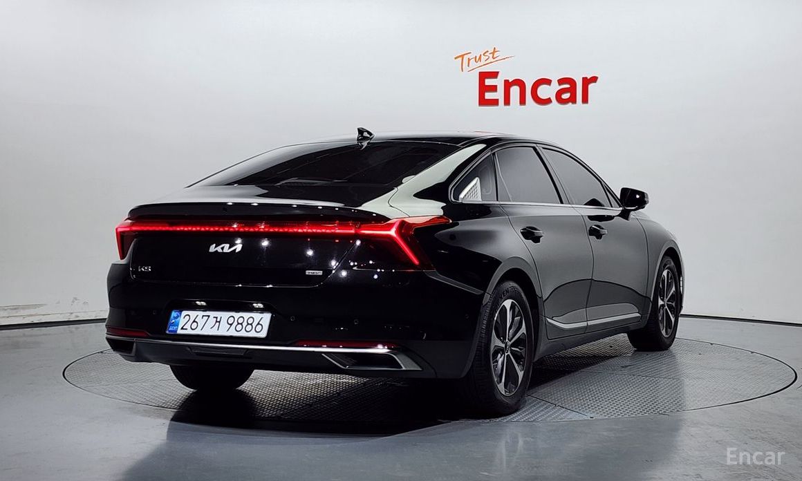  Kia K8