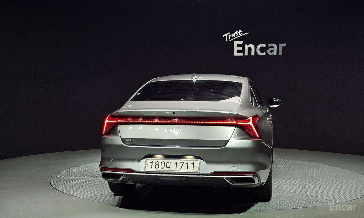  Kia K8