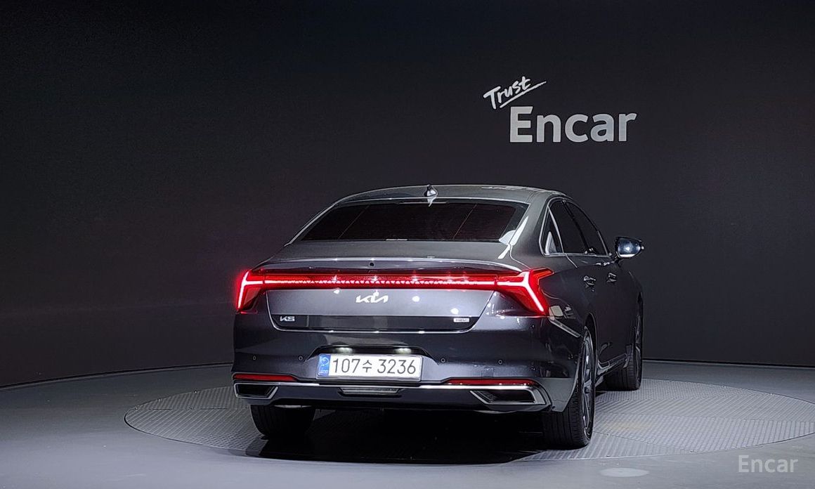  Kia K8