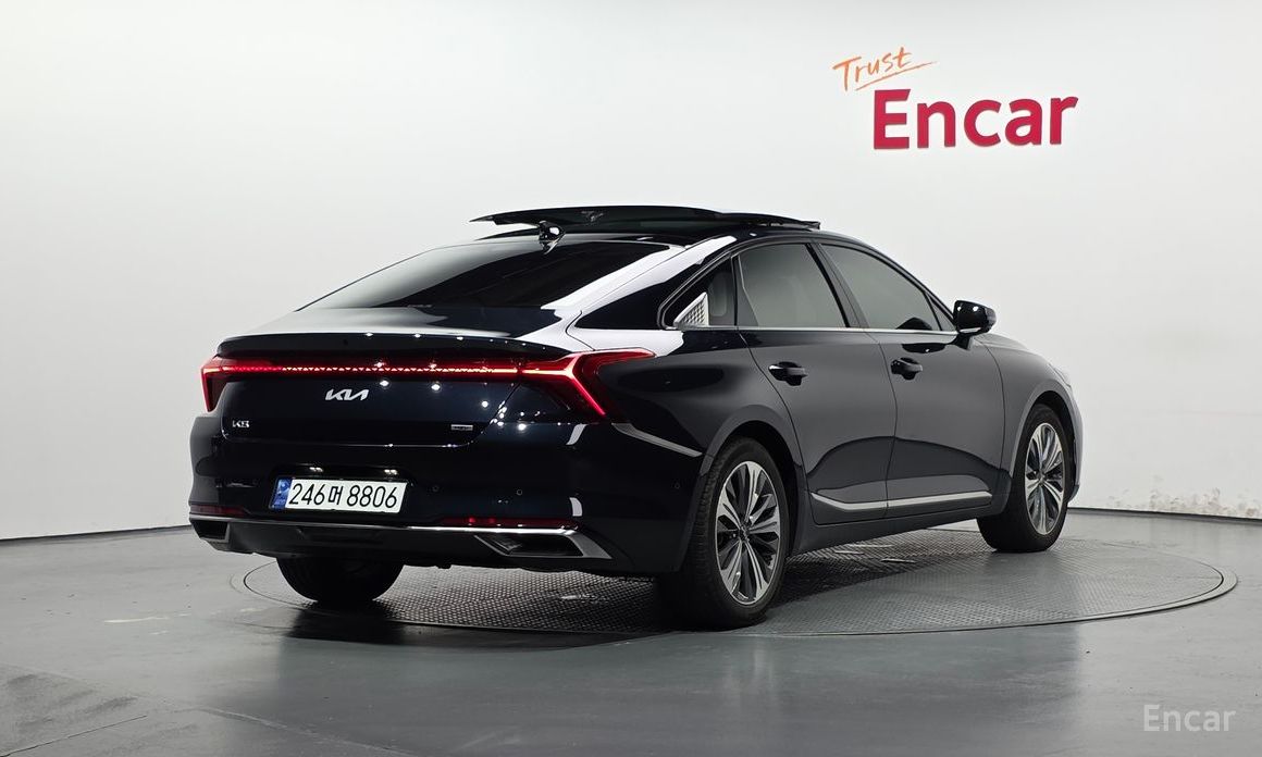  Kia K8