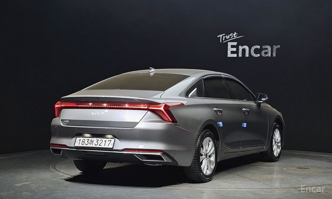  Kia K8